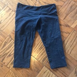 Grey Capri Lululemon leggings